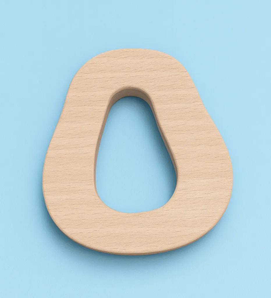 [14] Wooden Ovel Teether